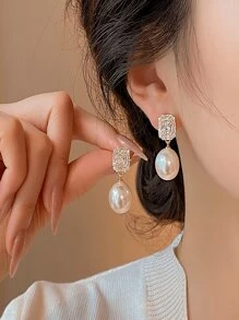 IHOIU 1 par de aretes de perlas de cristal de circonio cúbico con aguja de plata 925 para mujer, joyería elegante de nueva llegada, diseño único con estilo francés, adecuado para uso diario