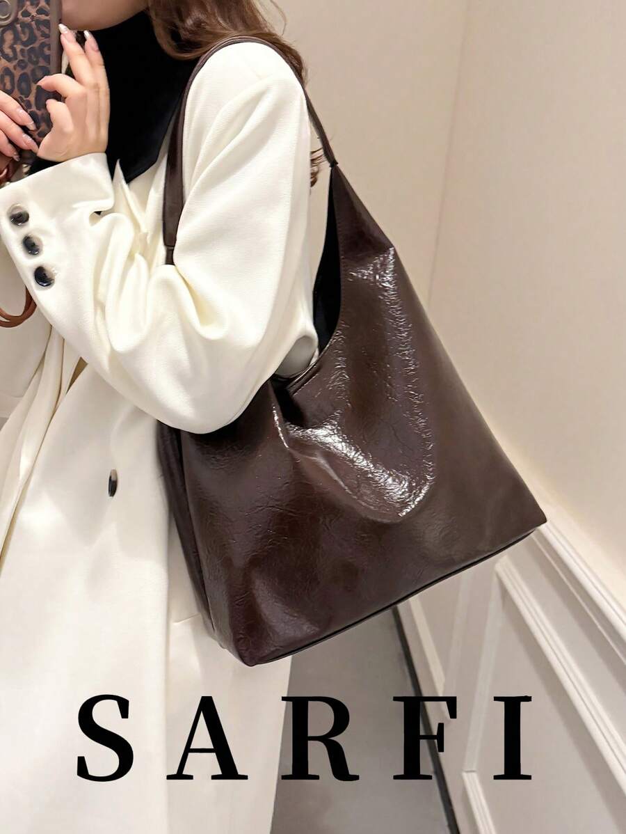 时尚大容量女士手提包秋冬新款软肩包高端美拉德色腋下包今年流行新款可折叠宽肩带包学院风通勤包复古轻奢风格简约多功能休闲包适合朋友逛街约会旅游商务使用