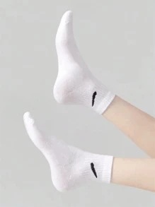 12 pares de calcetines cortos de estilo mori girl. unicolor, diseño diario atlético, simple y combinable, amigables con la piel, cómodos, transpirables y resistentes al mal olor para mujeres.