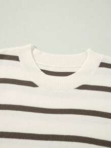 Acelitt Khaki Color Block Stripe Side Slit Crew Neck Short Sleeve Sweater T-Shirt - Khaki - View 7