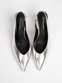 Plus Size Wide Fit Fashion Casual Versatile Commute Mid Heel Women Pumps