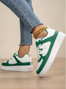 女士白色和绿色低帮系带休闲运动鞋，女士学院风派对、公园、街头时尚百搭休闲、柔软增高、轻便、透气、防臭、防滑，适合户外、公园散步、慢跑、所有季节 - 綠色 - 查看 9