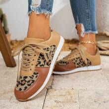Zapatos casuales para mujer 2024, zapatillas retro de estampado de leopardo y parches, zapatos cómodos de plataforma para correr, diseño versátil, para primavera/otoño