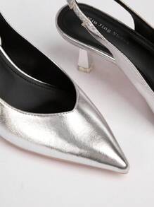 Plus Size Wide Fit Fashion Casual Versatile Commute Mid Heel Women Pumps