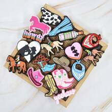 20PCS/SET Cowgirl Series Pvc Giày Charms Ngựa Hồng Howdy Cowgirls Mũ Cao Bồi Khăn Trùm Đầu Hoa Văn Phụ Kiện Giày Quà Tặng Tuyệt Vời Cho Các Bữa Tiệc - Đen và trắng - Xem 3