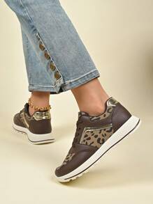 2024 Women's White Black Double-Striped Classic Street Style OG Laces Rubber Sole- Sneakers, Classic, Daily Outfit - Coffee Brown - View 4