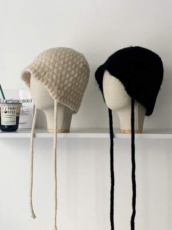 复古条纹拉法帽围巾套装，秋冬季保暖百搭，时尚针织条纹帽带刺绣贴片，保暖内衬手套