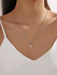 Stainless Steel Initial Letter Necklace + Velvet Bag Cute Pendant Delicate Gift - E - 查看 3