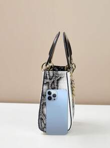 Women's Elegant Crocodile Pattern Small Handbag - Beige - View 5