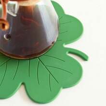 A Set Of 6 Pieces, Lucky Four-Leaf Clover Silicone Coaster, Green Creative Simple Four-Leaf Clover Silicone Coaster, Leaf Pot Mat, Leaf Placemat - Multicolor - View 3