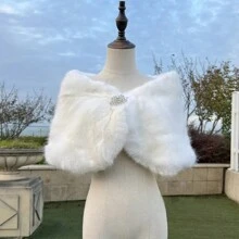 1pc Women's White Short Vintage Minimalist Shawl With Rhinestone Decor, Warm And Suitable For Party, Wedding Dresses, Autumn/Winter Warm Plush Shawl