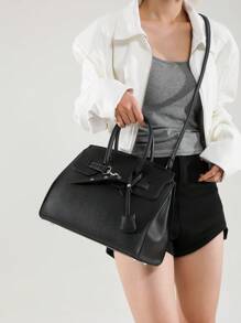 Sac fourre-tout à l'épaule d'une grande capacité, modèle classique, automne/hiver 2024. Sac seau décontracté pour femmes, convenant à l'usage quotidien, le travail, les déplacements, les vacances, les festivals, les sorties et les cadeaux