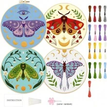 4pcs/Set Creative Colorful Moth Embroidery DIY Kit, Includes 4pcs Printed Embroidery Cloth, Sufficient Threads, 1pc Embroidery Hoop, Embroidery Tools (Random Color) And English Instructions. Easy Stitching, Suitable For Sewing Enthusiasts And Beginners, Can Be Used As Home Wall Art