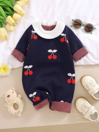 女婴甜美樱桃图案针织婴儿连体衣，双层保暖荷叶边领连体衣，可爱洋娃娃长袖，优雅休闲女婴必备连体衣，时尚冬季衣橱之选