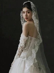 1pc Women's Long White Wedding Veil, 260cm, Bridal Party, No Comb, Vintage Lace Trim, Embellished, Suitable For Photography