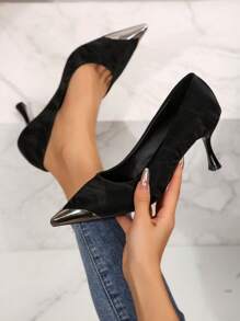 Giày cao gót mũi nhọn họa tiết hoa tối màu trơn cổ thấp cho nữ - màu đen - Xem 1