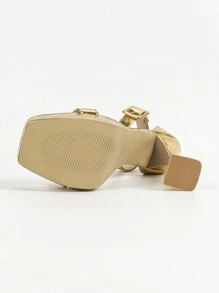 Giày cao gót đế vuông kiểu La Mã 13,5cm màu vàng dày, siêu cao dành cho sàn diễn, biểu diễn, đám cưới - Vàng - Xem 8