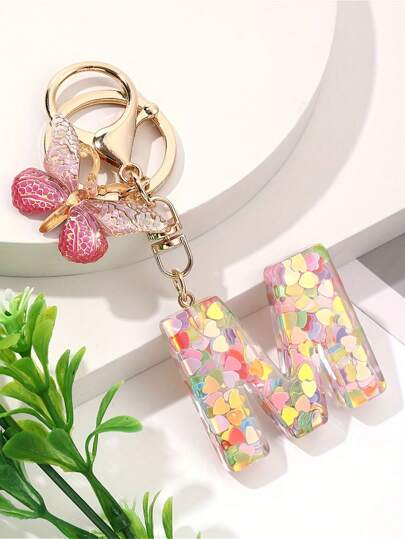 可爱的 1 个中性 A-Z 彩色心形闪光 KC 金色钥匙扣，DIY 树脂大写字母钱包钥匙扣，手提包装饰，圣诞节礼物情人节汽车配件包饰背包适合学校哥特 Y2k 礼物创意