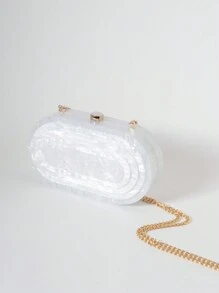 迷人的椭圆形亚克力晚宴包 - 层叠收缩的层次感犹如蛋糕，有米色和香槟色可选，饰有大理石纹路和金属链。非常适合情人节、年终派对、庆祝宴会的女性。适合特殊场合的贴心礼物。适合在宴会和派对上赠送的理想礼物。