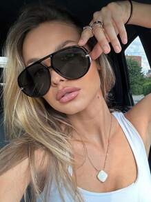 1pc Women's Big Frame Fashion Glasses, European & American Style Fashion Glasses, Outdoor Traveling & Street Style Accessories Fashion Glasses For Women Shades For Ladies Eyeglasses Fall Winter Outfits Beach Accessories Vintage Y2k Basics Business Casual Gifts For Summer Beach Vacation,Outdoor,Travel