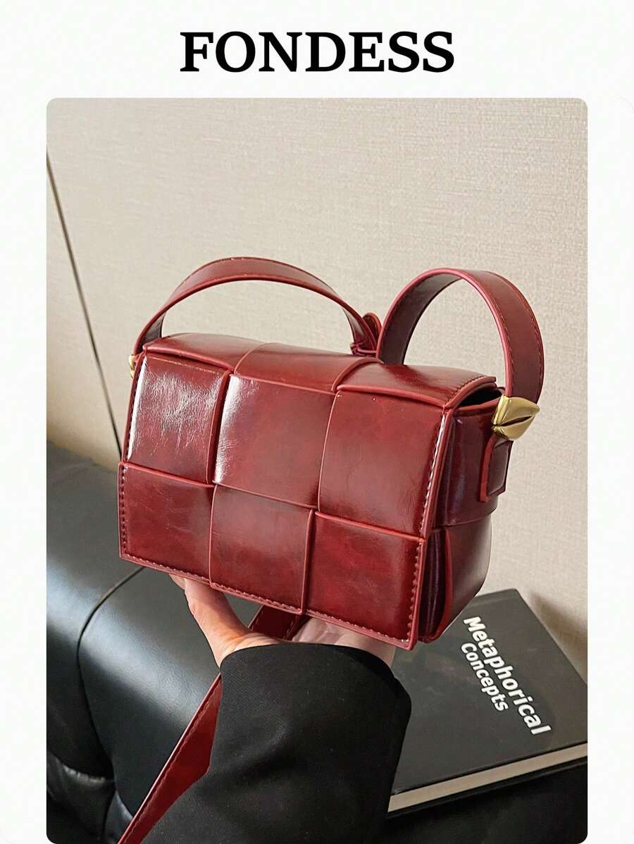 1 pieza Bolso cuadrado de mujer de punto simple en color rojo vino, versátil bolso cruzado retro definido, elegante bolso de piel tejida apto para uso diario, citas, regalo