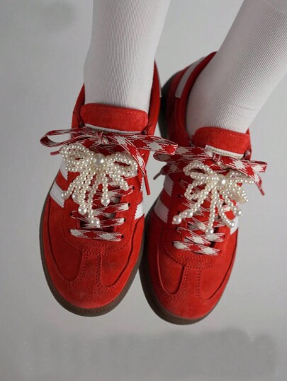 1 paio (2 pezzi) di fermagli per scarpe a forma di farfalla versatili, accessori decorativi per scarpe adatti per vari tipi di scarpe da donna e uomo, sneaker, scarpe casual, scarpe bianche