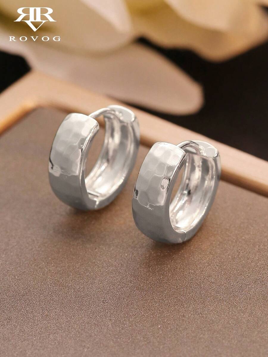 一对简约奢华小众休闲铜耳环