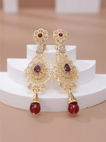 1 Pair Gold Tone Flower Shaped Earrings With Plastic Rhinestones, Elegant Vintage Boho Moroccan Style For Weddings, Parties, Holidays