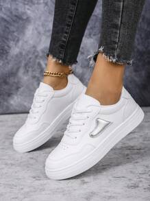 女士白色运动鞋，2024年新款春秋时尚休闲运动鞋低帮厚底运动鞋，百搭 - 銀色 - 查看 4