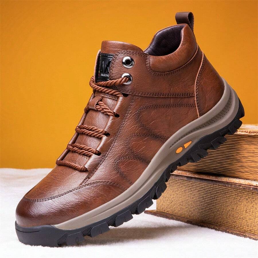 Men's Outdoor Hiking Boots Are Breathable, Comfortable, And Non Slip, Suitable For Outdoor Hiking And Mountaineering In Autumn And Winter - Brown - View 1