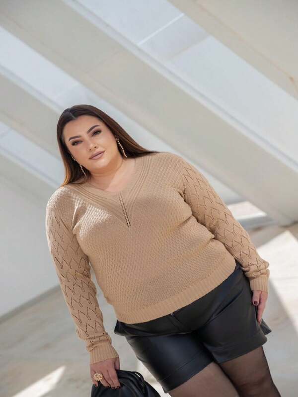 Blusa de Tricot Plus Size Manga Rendada Decote V