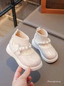 Nuove scarpe da ragazza in pelle a collo basso con design a calzino alto, decorazione semplice con perle, scarpe flat casual per l'autunno/inverno