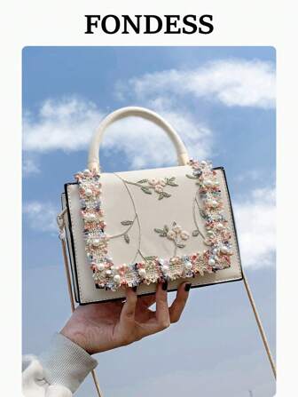 1pc White Lace Design Casual Cute Floral Mini Square Handbag, Chic Small Crossbody Shoulder Bag With Chain Strap, Suitable For Women Daily Use And Cell Phone