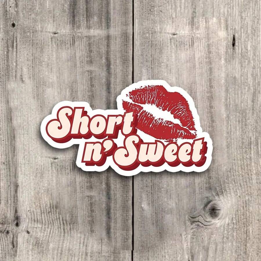 Miếng dán Vinyl Short N' Sweet Kiss 3 inch – Lý tưởng cho máy tính xách tay, bình nước, nhật ký và không gian lãng mạn | Tuyệt vời cho các cặp đôi, người hâm mộ sự lãng mạn và những người đam mê hôn | Món quà hoàn hảo cho bạn bè, đối tác và người yêu | Miếng dán táo bạo và quyến rũ cho đồ trang trí theo chủ đề lãng mạn và những người đam mê tình yêu - 3inch/7,62cm - Xem 1