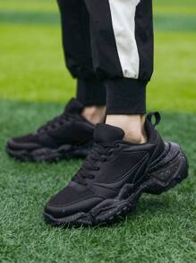 2024 New Arrival Fashionable & Versatile Thick Sole Cushioned Outdoor Sports Shoes For Men, Non-Slip