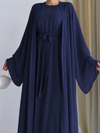 连衣裙和端庄长袍 Abaya 两件套西装（带腰带），商品编号 A035