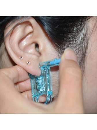 1 pieza Juego de pistola para perforar orejas de acero: Herramienta de perforación con pendiente de bola, juego de aretes, y bolsa. Artículos esenciales de viaje para el cuidado de la piel, gótico, Y2K, bolígrafos, dijes, sudaderas, cepillo de pelo, rubor líquido de fresa, gorro, tocador, base