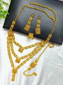 Set de joyería de 4 piezas con diseño hueco y cuadrado chapado, incluye collar, aretes, brazalete y anillo, accesorio de moda para mujer, adecuado para Arabia Saudita, Europa, Estados Unidos, estilo retro, Dubái, novia, boda, fiesta, Día de la Madre, San Valentín, regalo para mamá, novia, madre'