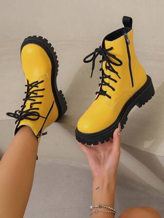 秋冬女士圆头系带拼接靴，厚底，度假风格短靴，复古圆扣装饰，女士靴子