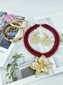 1 Pc Fashionable Punk Retro Multilayer Floral Pendant Necklace, Rose Flower Pendant Necklace For Valentine's Day, Heart Sun Earrings, Punk Wide Thick Bracelet, Funky Jewelry Accessories For Women, Suitable For Daily Wear, Party, Date, Performance, Ball, Matching Outfit, Gift For Girlfriend Valentines,Mom,Mother,Mother's Day,Gift - 3D Flower Ball Necklace - View 4