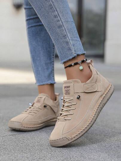 Fall/Winter 2025 Ladies Fashionable Slip-On Ankle Boots, Handmade Stitching, British Style Work Shoes, Rubber Anti-Slip Outsole, Versatile For All Seasons