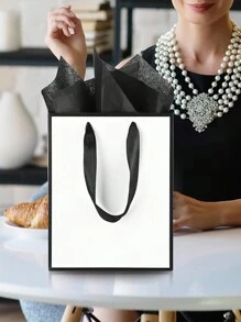 带缎带手柄的白色黑色礼品袋，10 个白色礼品袋和黑色框架，适合婚礼、零售、派对、生日的精品礼品袋 - 黑與白 - 查看 4