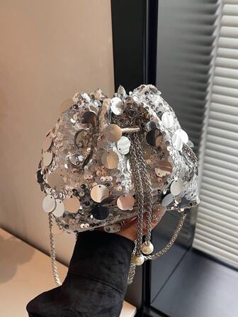 1pc Chain Drawstring Bucket Bag With Glitter, Metal & Pearl Decor, Sequined Women's Party Evening Shoulder & Crossbody Clutch Purse, Fashion Gift, Perfectly Matching With Prom Dresses For Women, Prom Accessories,Sequin Dress Women,Sparkly Dress,Elegant Dresses For Women, Elegant Prom Bag