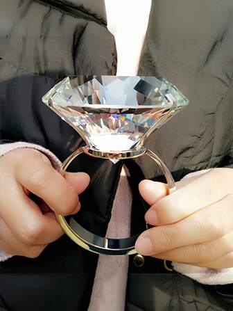 1件套表白神器-水晶求婚礼物，情人节送女友老婆礼物，情人节礼物推荐，DIY创意，情侣戒指，情人节惊喜大钻戒指。礼物赠品