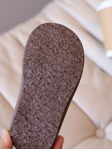 [Día de San Valentín] Zapatillas de princesa con lazo y plumas para niñas, uso casual para otoño/invierno - Caqui - Ver 9