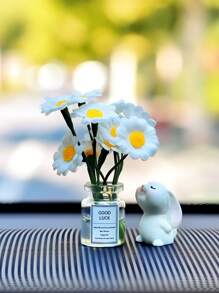 Cute Mini Daisy Design Vase And Bunny Car Interior Decoration Ornaments For Woman's Gifts