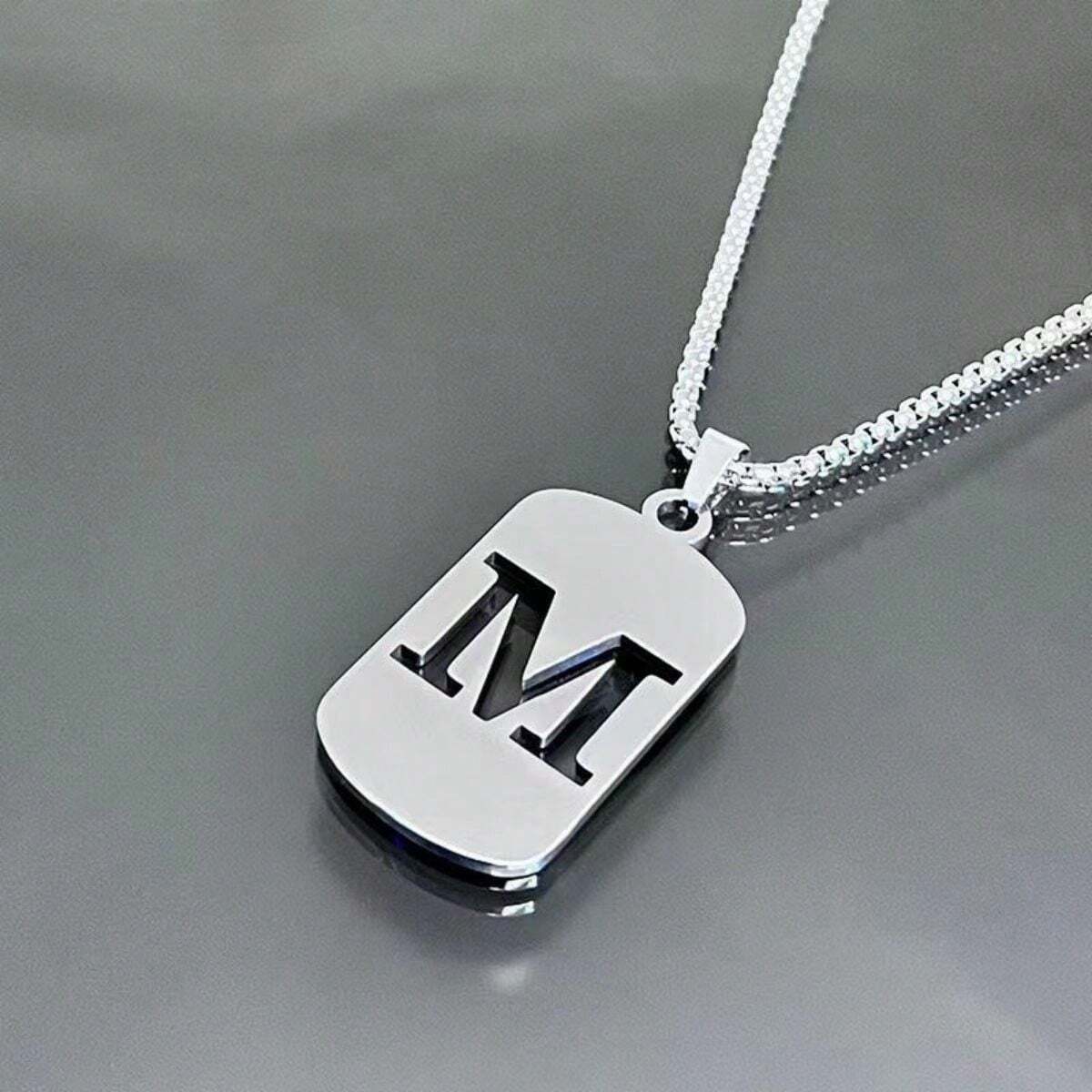 1pc Retro Style Personalized 26 English Alphabet Pendant Necklace
