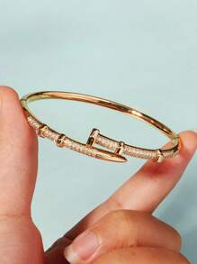 1 pièce Bracelet jonc femme unique avec fermoir, plaqué avec zirconium en cuivre