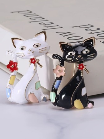 1 pezzo Elegante e alla moda spilla in lega con design carino a forma di gatto, versatile per vestiti e borse, accessorio da spilla per abiti, borse, zaini per scuola, ufficio, camicie, giacche, gioielli, abbigliamento di Ognissanti, regali divertenti per insegnanti, accessori per costumi, ciondoli per borse