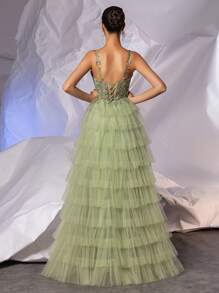 Sparkly Sequin Lace Applique Tulle Prom Dresses With Multi Layer Hem V Neck Spaghetti Strap Homecoming Dresses For Teen Long Puffy Hem Mesh Evening Gown,Party Dress,Formal,Wedding Guest